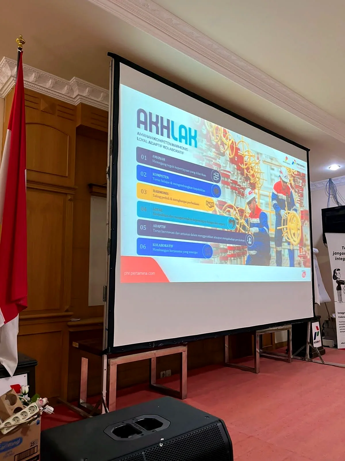 AKHLAK presentation during the PHR technical session